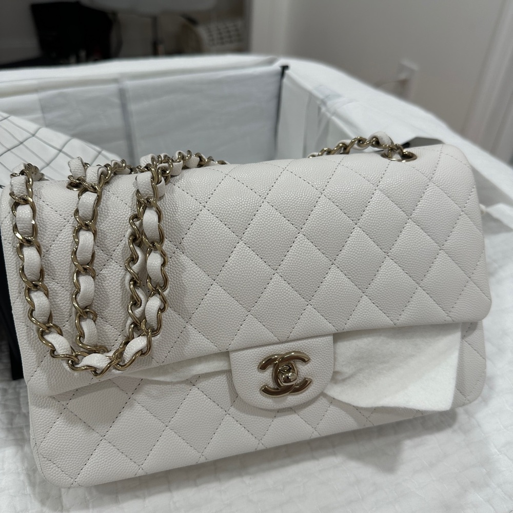 Chanel White Caviar Medium Classic double flap